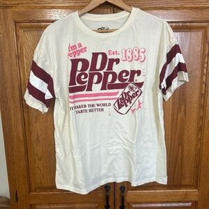 Dr Pepper Women's Short Sleeve Tee - Cream and Maroon